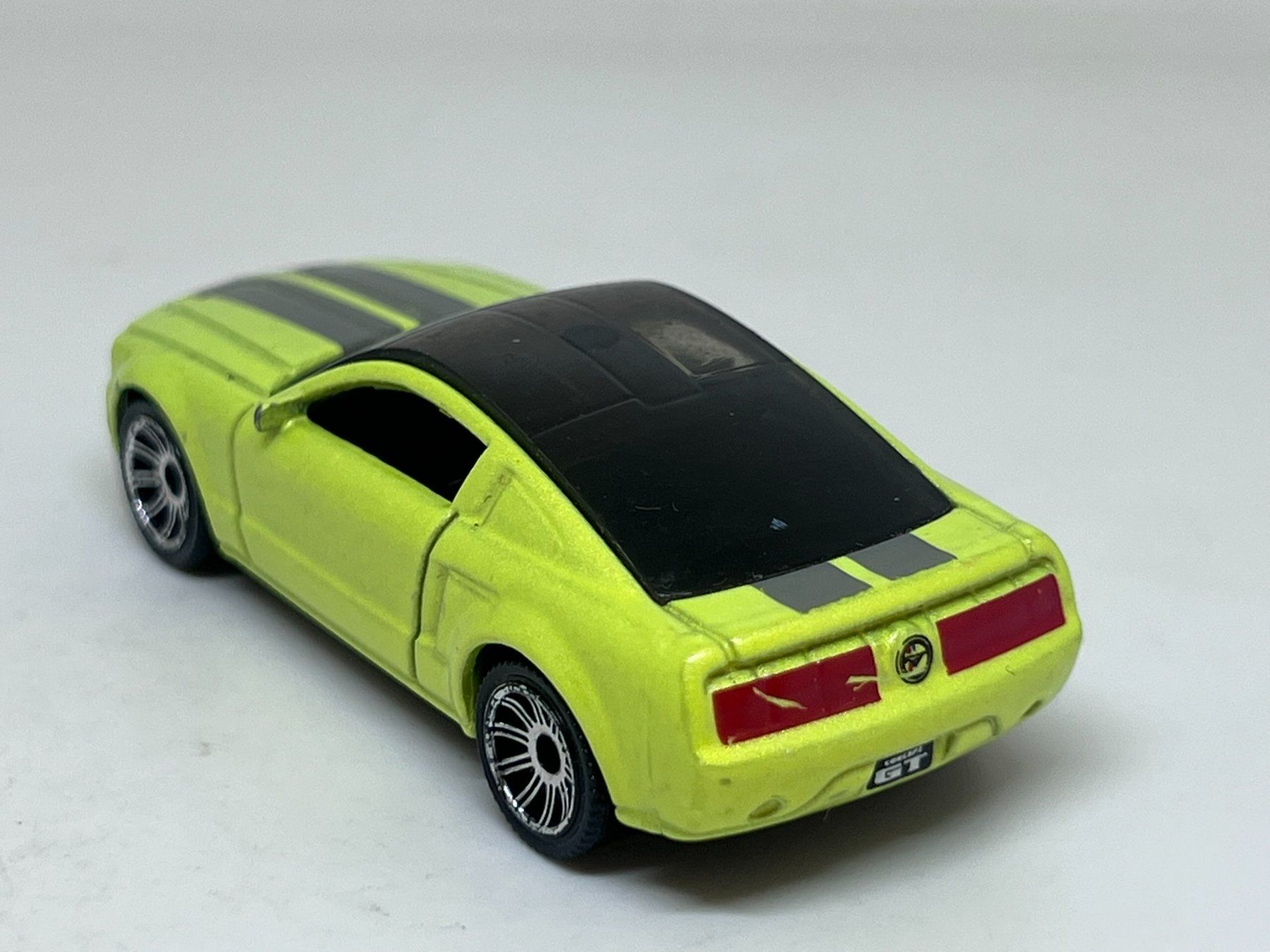 Matchbox Voitures modèles: Matchbox Ford Mustang GT Concept #96 – D'occasion à Wildegg par LaaBoutique 2