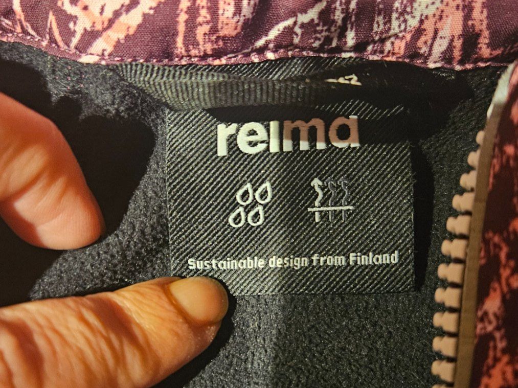 Reima Vestes & Manteaux: Softshelljacke gr.122 – D'occasion à Brienz BE par steffi.114 1
