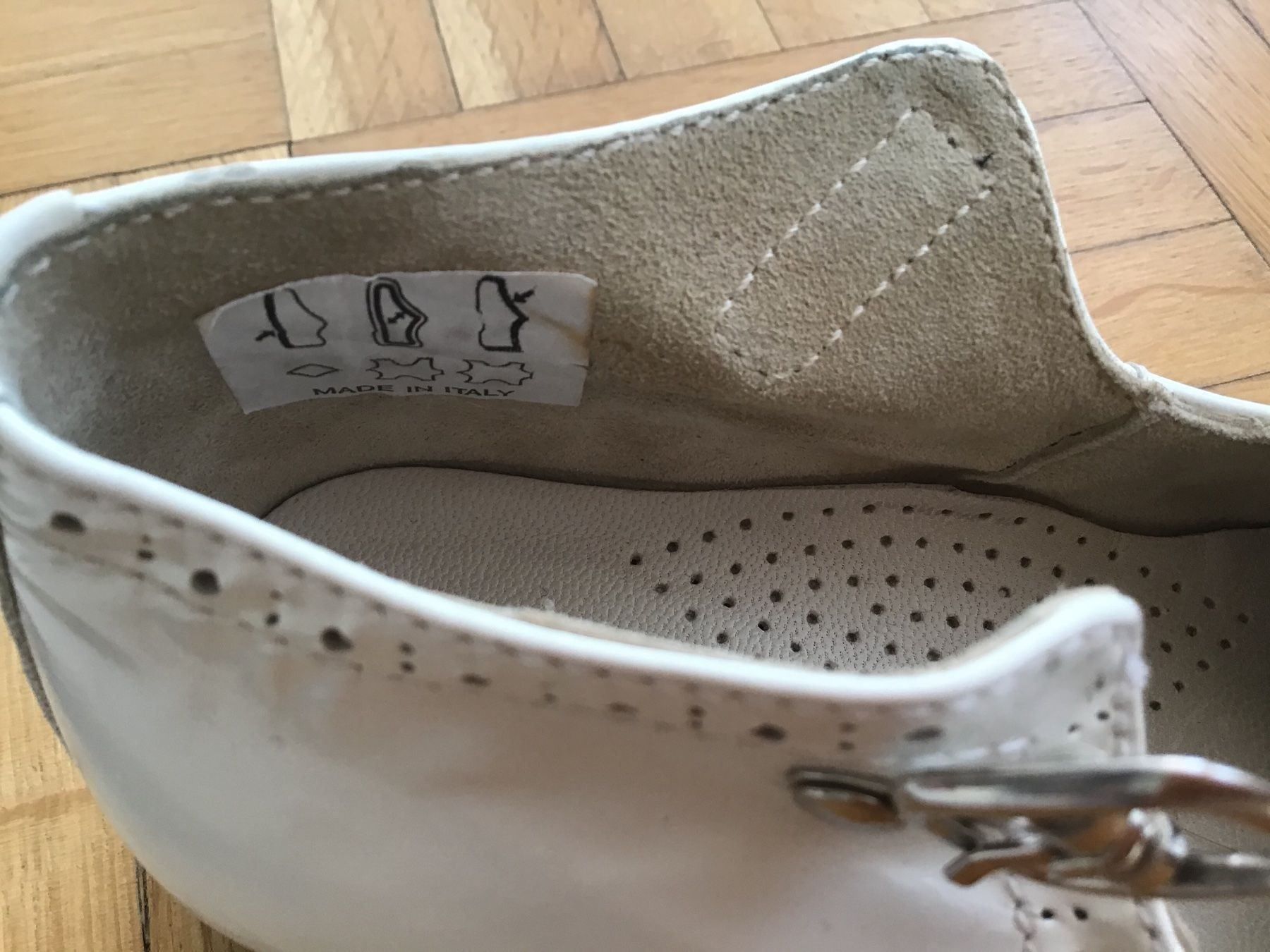 Scarpe per ragazze: Riemchen-Ballerina Lackleder Grösse 24 – Usato da Emmenbrücke venduto da Hathor123 7