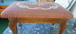 Hocker Holz mit besticktem Polster Blumenmuster