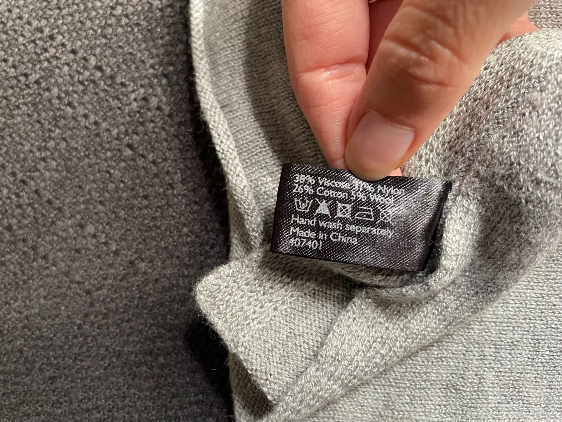 Foulards, Tücher & Schals: Sciarpa misto lana grigia marca John Lewis – Neu (gemäss Beschreibung) aus Meilen von val_tsv8 1