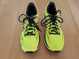 Asics Turnschuhe