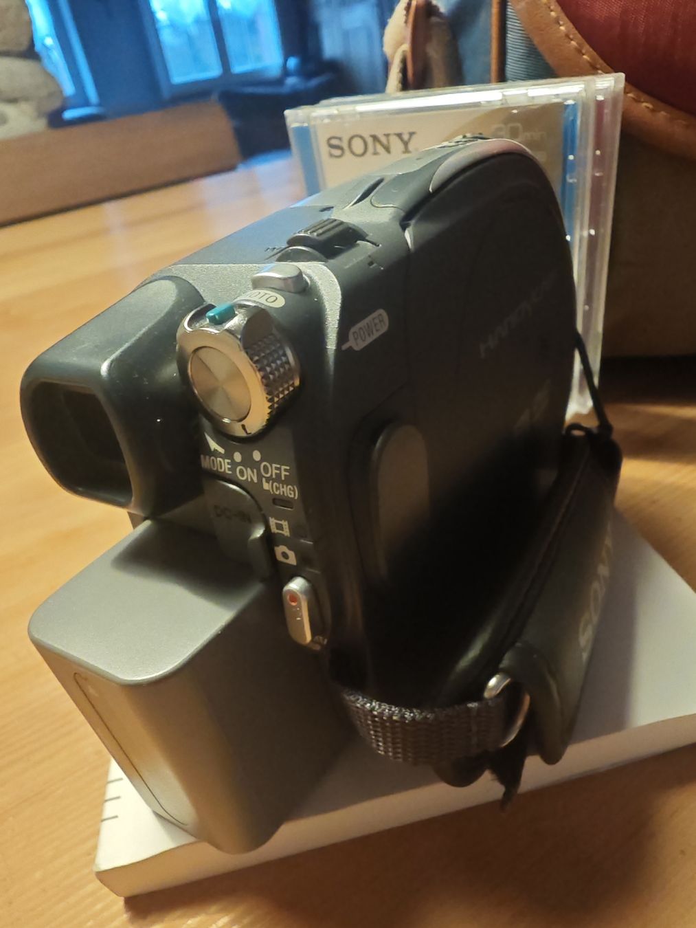 Sony Videocamere: Camcorder von Sony an Bastler – Usato da Engwang venduto da mumbi88 2