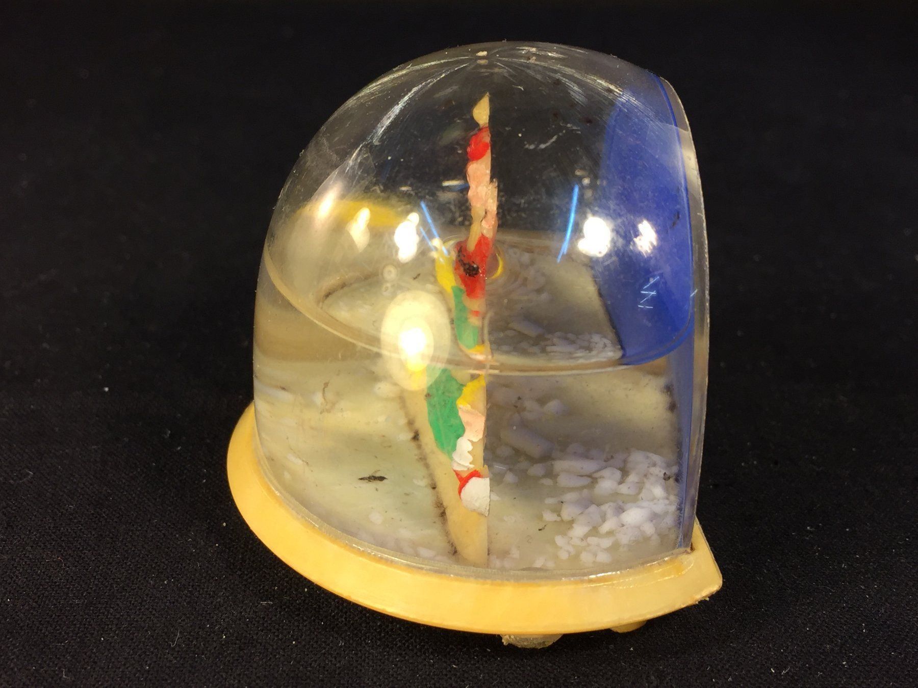 Statuette: Vintage Schneekugel Weihnachtsman – Usato da Schaffhausen venduto da sparzone 3