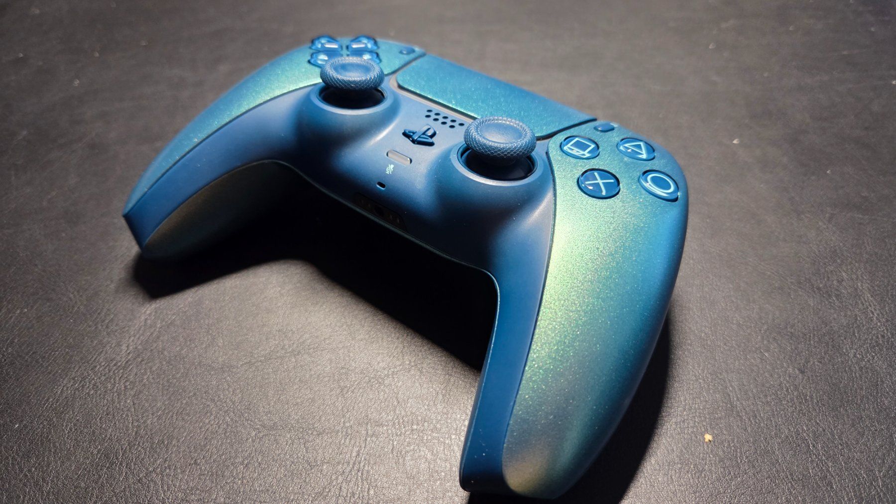 Sony Controller: Ps5 Controller mit Hall Effect Joystick. Neuste Version. – Nuovo (secondo la descrizione) da Suhr venduto da Afterburner84 1