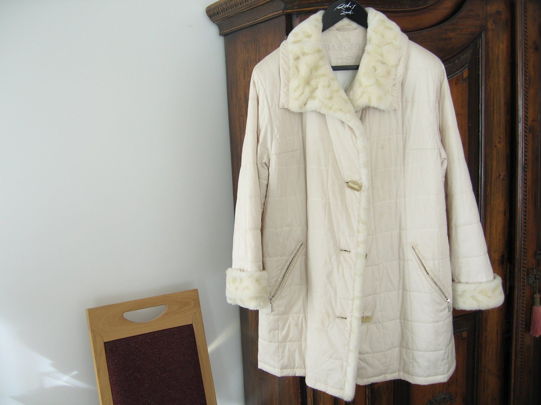 Jacken: WINTERJACKE DAMEN – Neu (gemäss Beschreibung) aus Meilen von steffanini