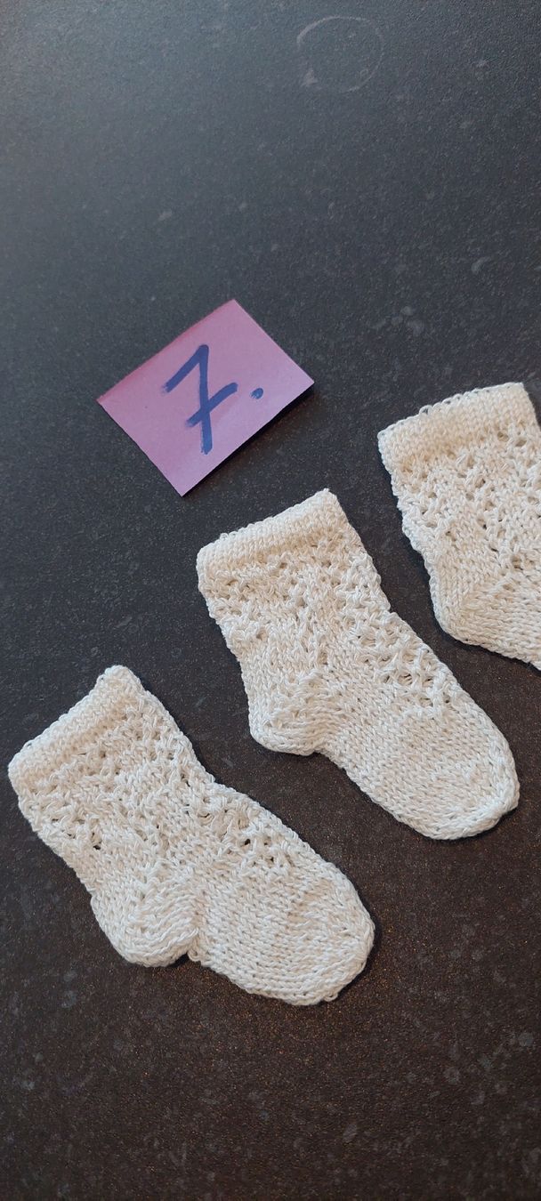 Puppen: 2Paar neue Puppensocken – Neu (gemäss Beschreibung) aus Muri AG von nindo1 7