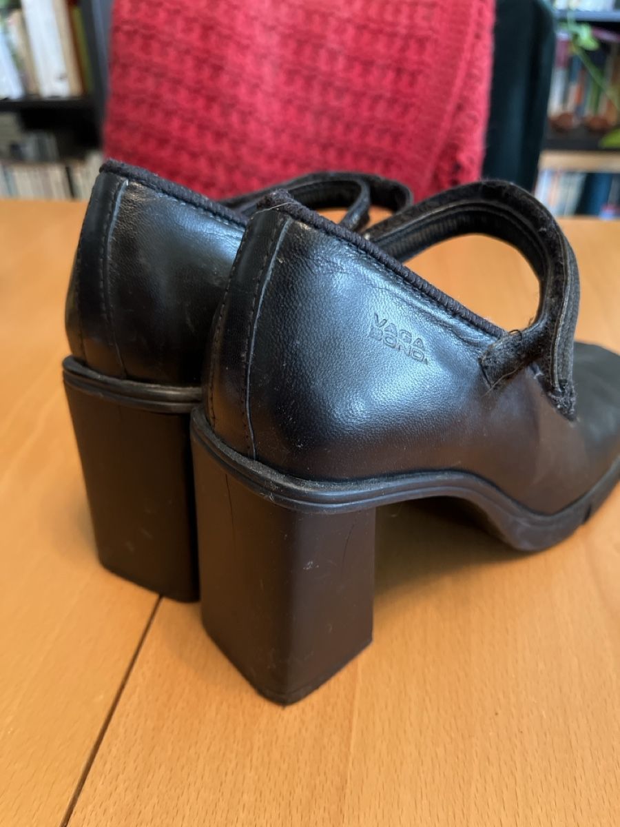 Vagabond Scarpe da donna: Chaussures marque Vagabond T 39 – Usato da Etagnières venduto da koalavd 1