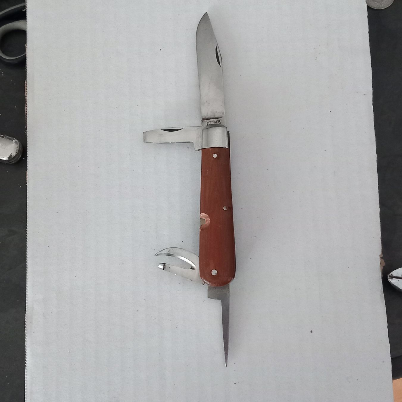 Wenger Taschenmesser: Wenger Sackmesser, Holzgriff, Vintage Swiss made wengerinox  – Gebraucht aus Rebstein von Zauberwelt14