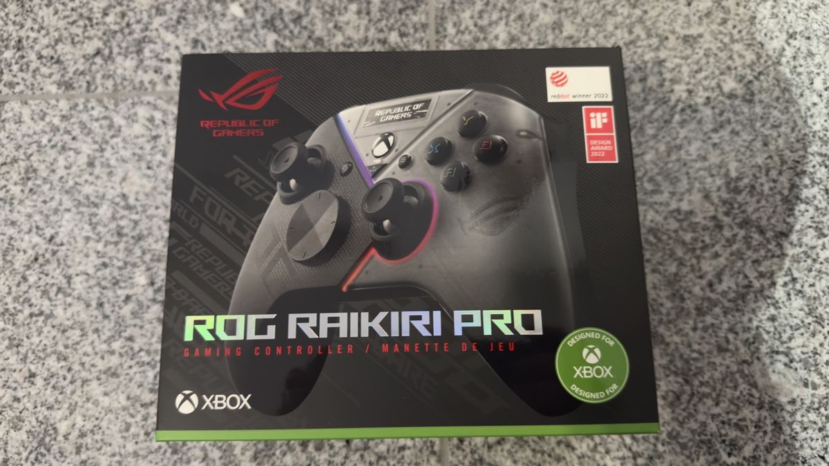 Controller: ASUS ROG Raikiri Pro Controller / Neuwertig wenig gebraucht – Nuovo (secondo la descrizione) da Siebnen venduto da Airfriedel