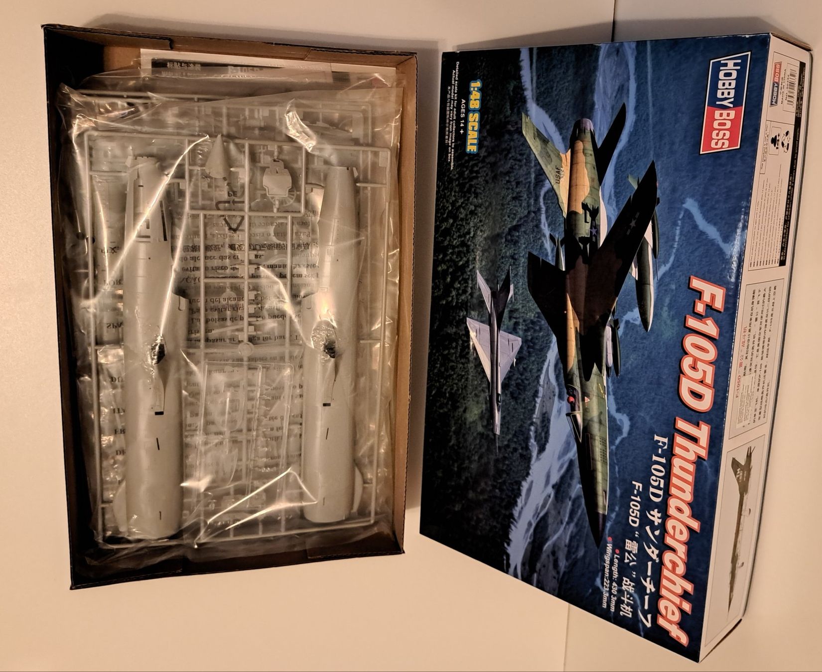 Kit di modellismo & Modellini statici: 1:48 HobbyBoss F-105D Thunderchief – Nuovo e nell'imballaggio originale da Igis venduto da magneto_hg 1