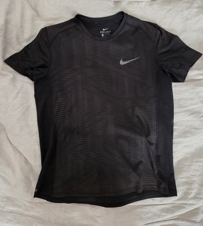 Nike dri-fit sport tshirt