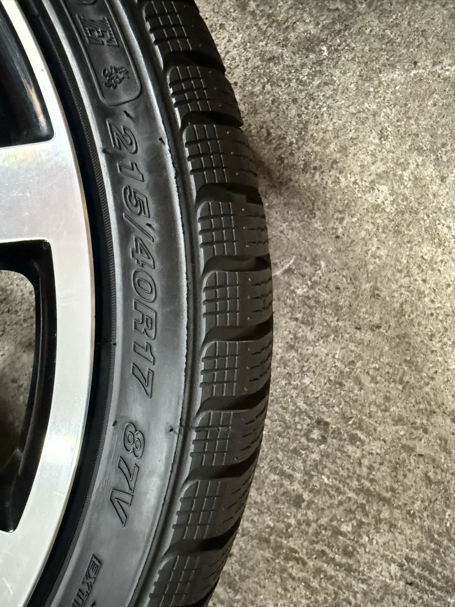 Pneus & Kompletträder: Winterreifen 215/40R17 – Gebraucht aus Wileroltigen von Fruti94 4