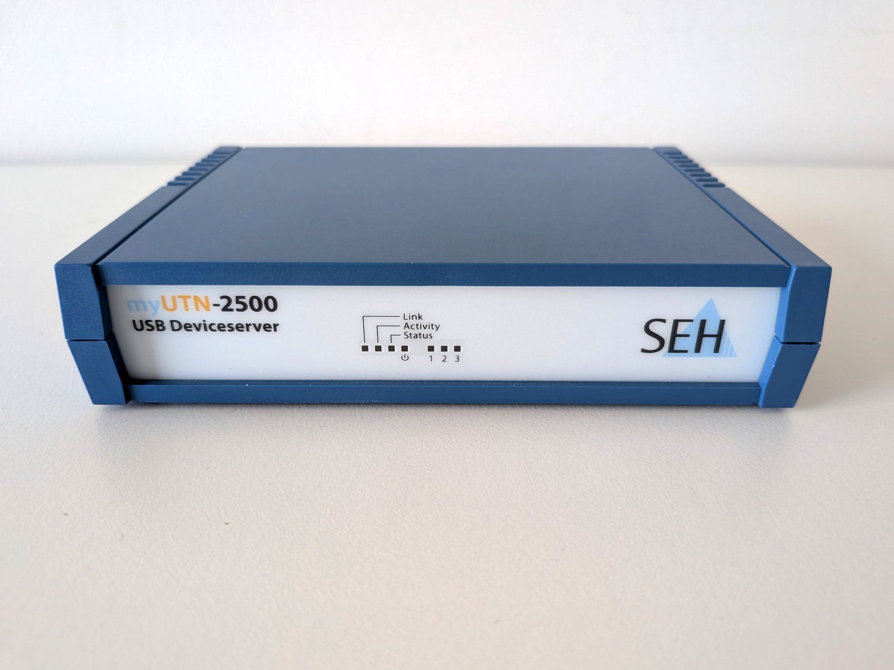 Server: Seh myUTN-2500 USB Device Server, Gigabit LAN, 3x USB3.0 – Usato da Winterthur venduto da in4matiker