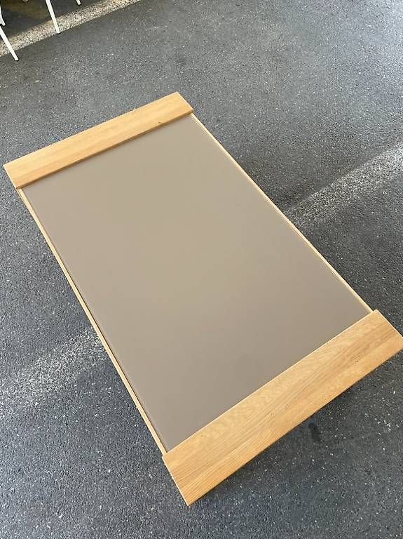 Tavoli: Rechteckiger Couchtisch aus Eiche mit satinierter Glasplatte – Usato da Obernau venduto da Arche_Noah_Brocki 3