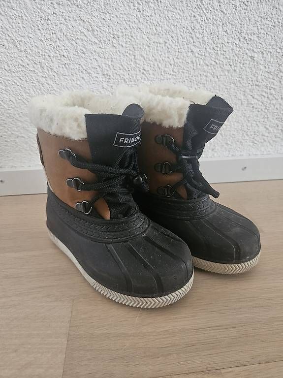 Friboo Herrenschuhe: Friboo Winterschuh grösse 25 – Gebraucht aus Muttenz von Yvo-4132