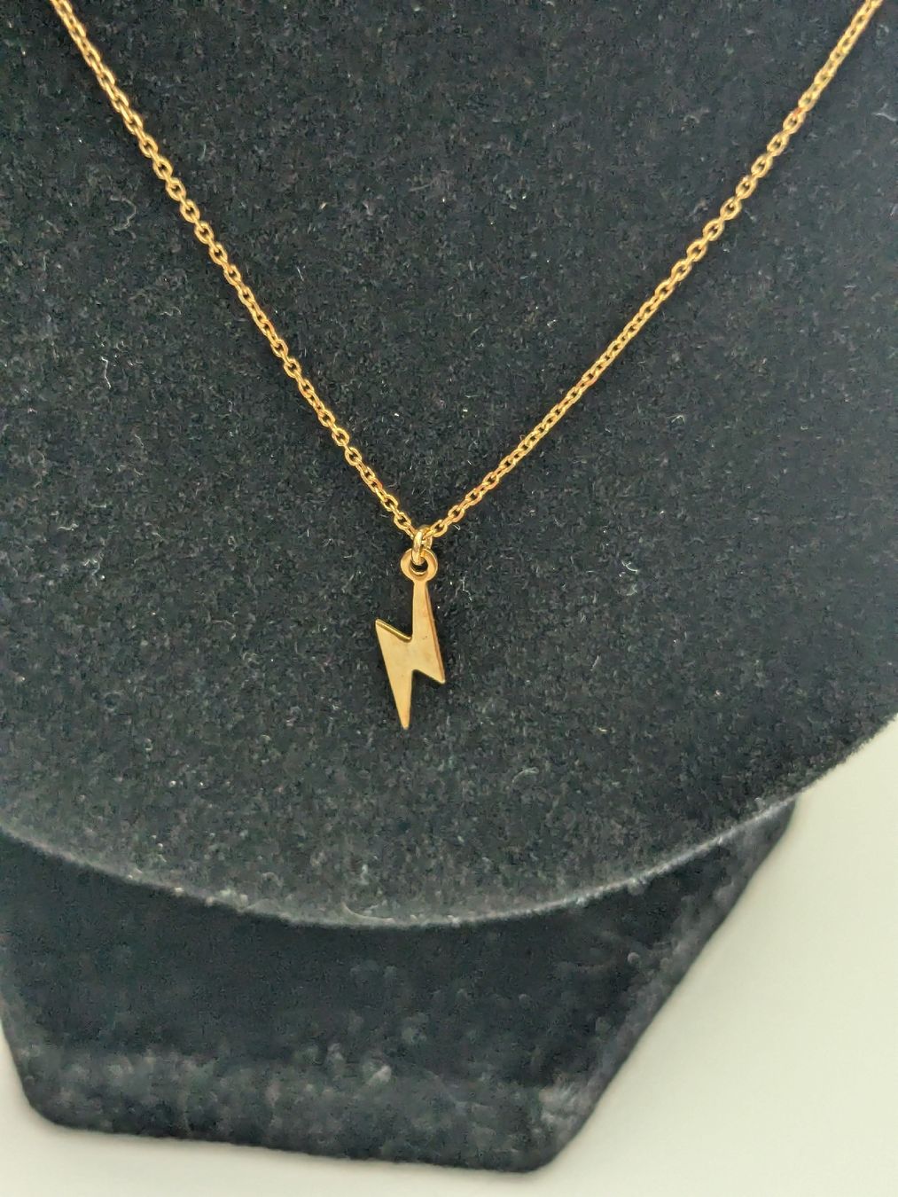 Catenine: lightning necklace gold new unused – Nuovo e nell'imballaggio originale da Kloten venduto da nad_ys78 1