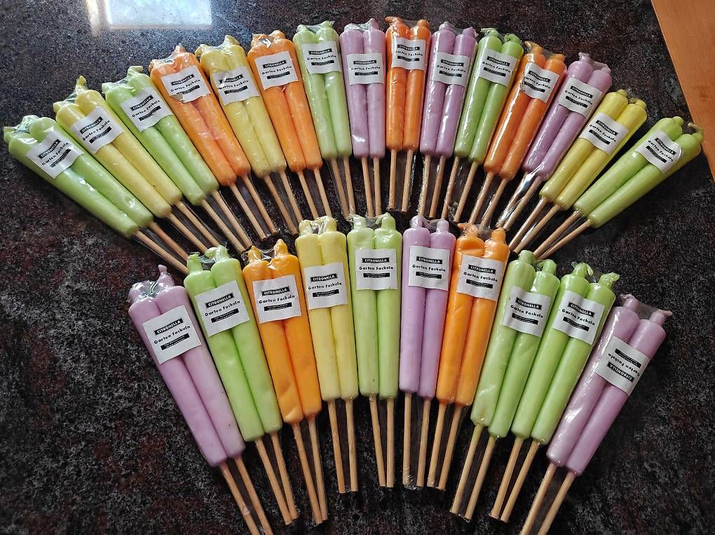 Candele: 25 x 2 - er Gartenfackeln neu – Nuovo e nell'imballaggio originale da Bätterkinden venduto da Elefantenzoo
