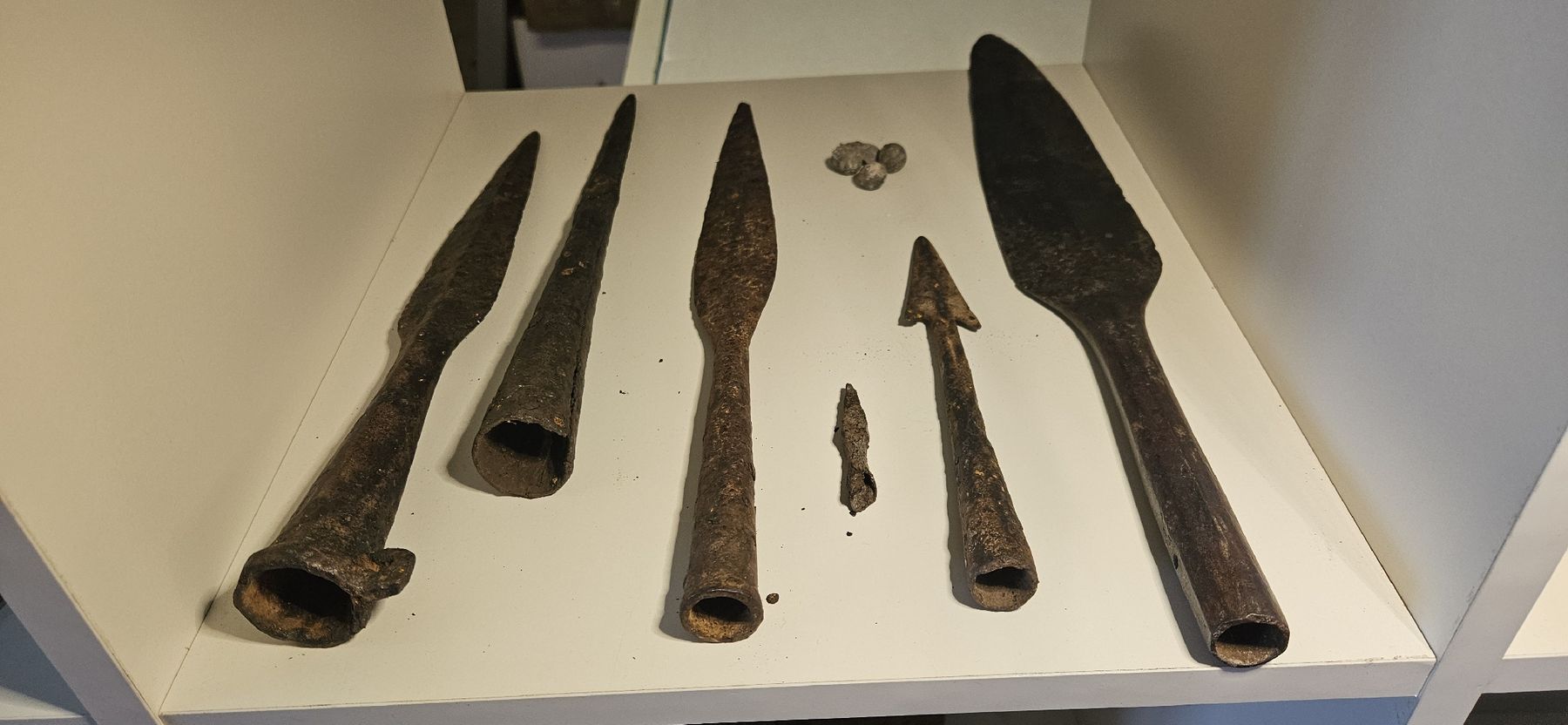 Tiro con l'arco: Original Römische Speerspitzen – Usato da Nürensdorf venduto da salibeer