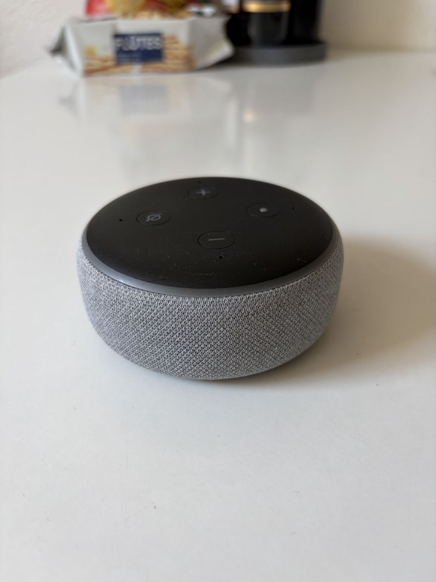 Amazon Lautsprecher: Amazon Echo Dot – Neu (gemäss Beschreibung) aus St. Gallen von ann_62px