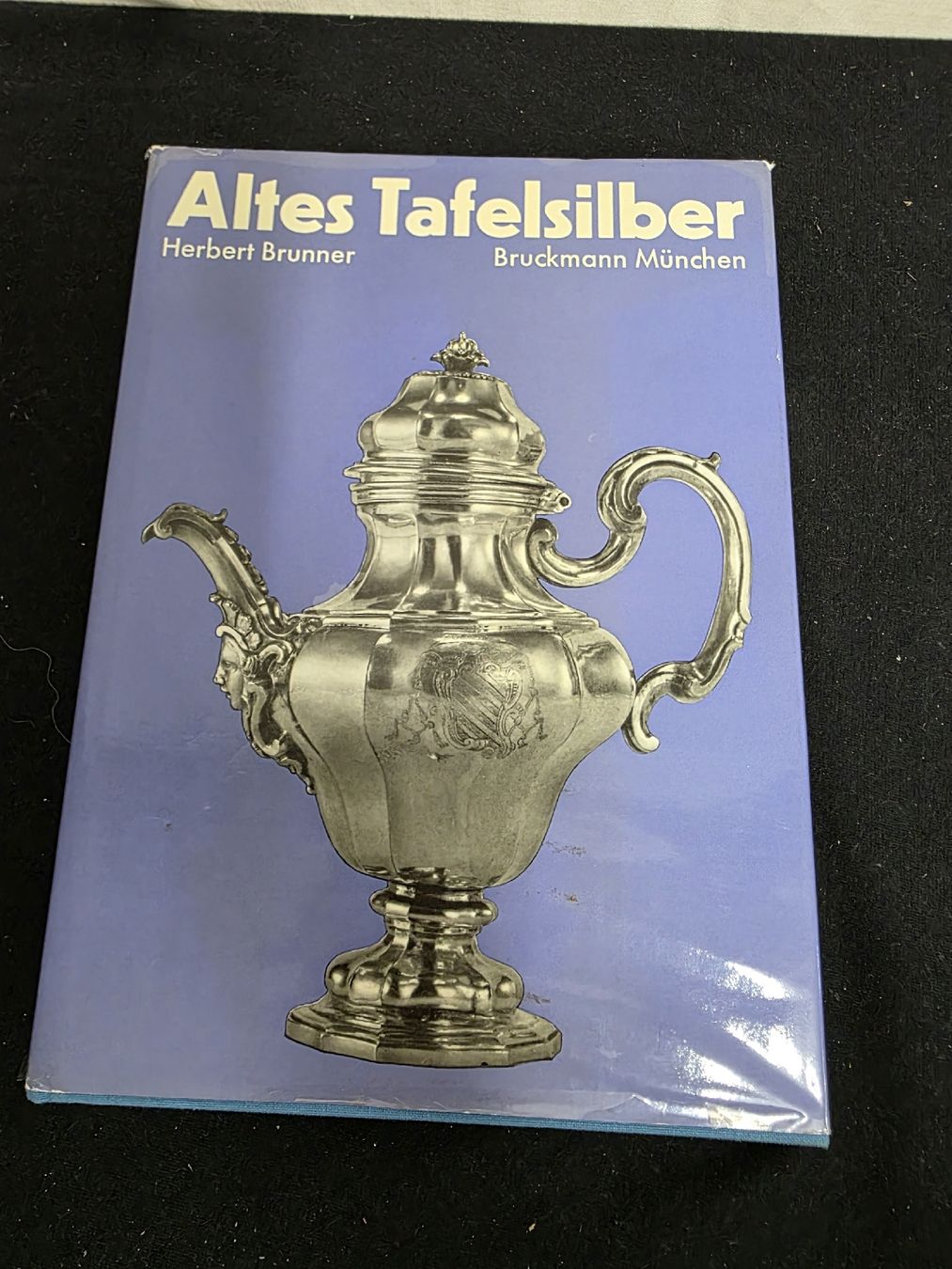 Libri: Buch Altes Tafelsilber Brunner Bruckmann Mnchen  – Usato da Wolfertswil venduto da Antiko