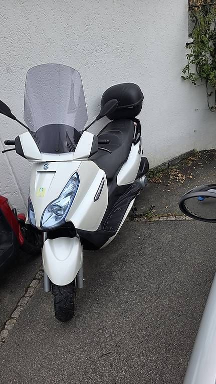 Scooter: Piaggio X7 300 ab MFK, Service. 8500km – Usato da Hünenberg See venduto da bartek79bax 3