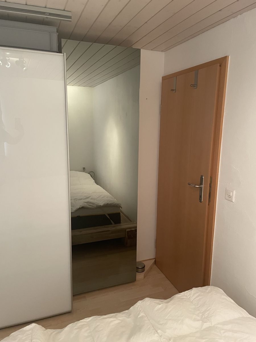 Schränke: Spiegelschrank – Gebraucht aus Grächen von Canella85