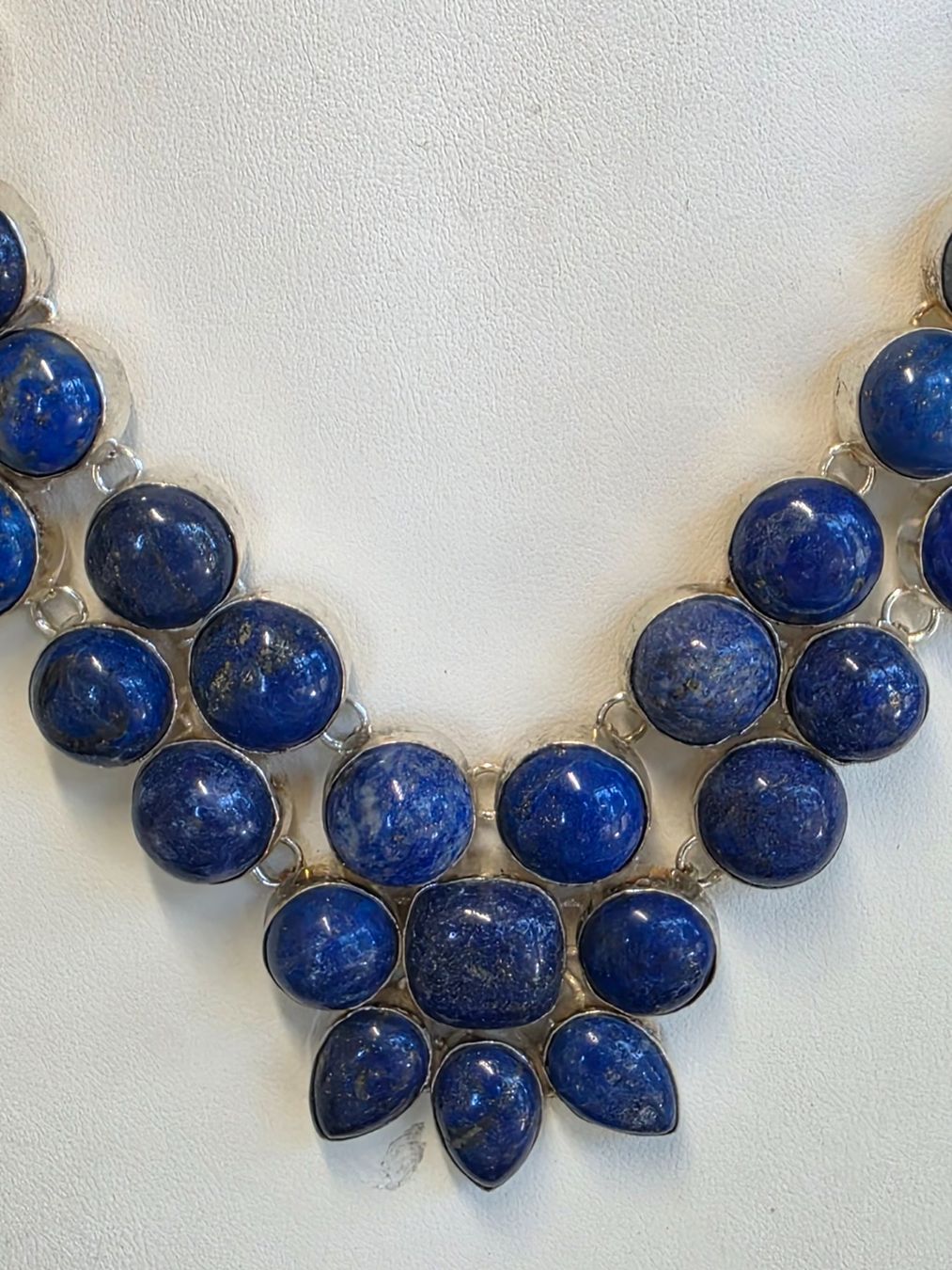 Catenine: Halskette Lapislazuli Silber Collier neuwertig – Nuovo (secondo la descrizione) da Zürich venduto da Bieter04 2