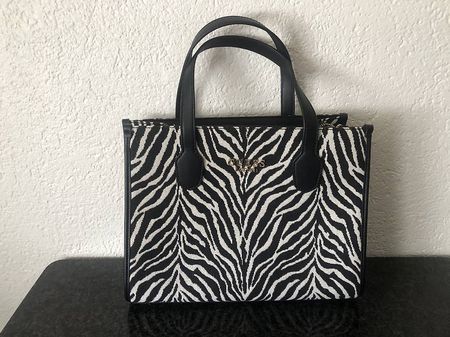 Neue Guess Tasche 