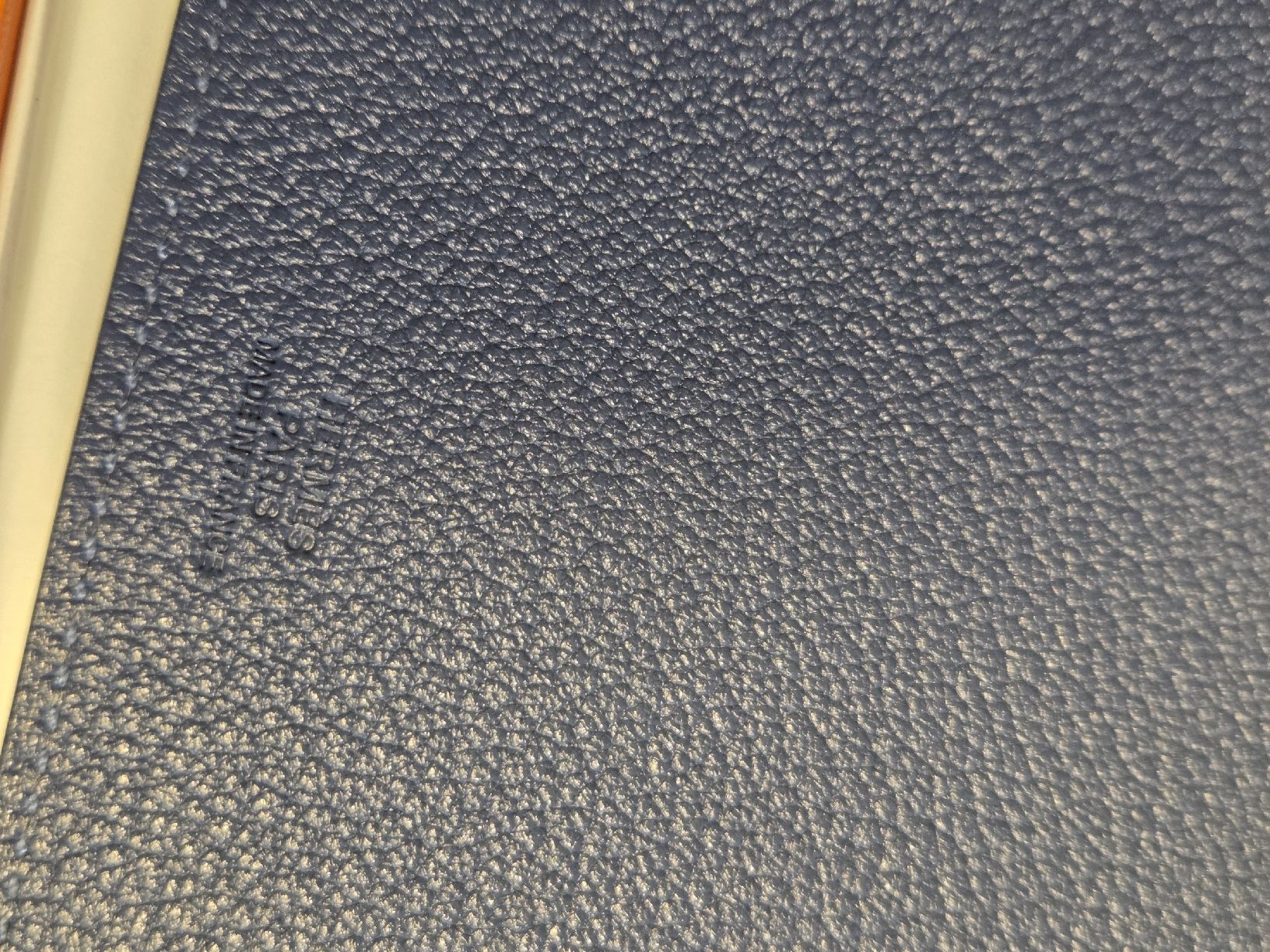 Hermès Portafogli: Hermes Tarmac passport holder – Nuovo (secondo la descrizione) da Zürich venduto da finesse.shop 4
