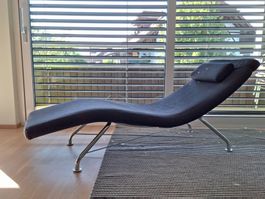 Liege mit Stoffüberzug in schönem Design