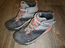 Quechua hohe Wanderschuhe (Gr. 33), wasserdicht