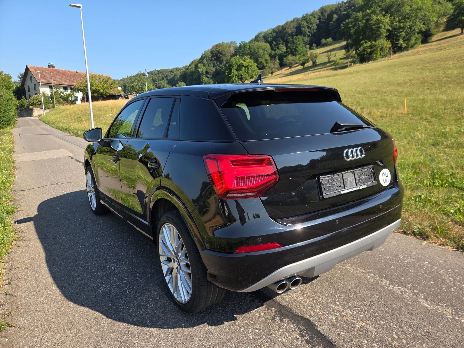 Audi Autos: Audi Q2 35 TFSI – D'occasion à Reinach AG par GarageDenis 2