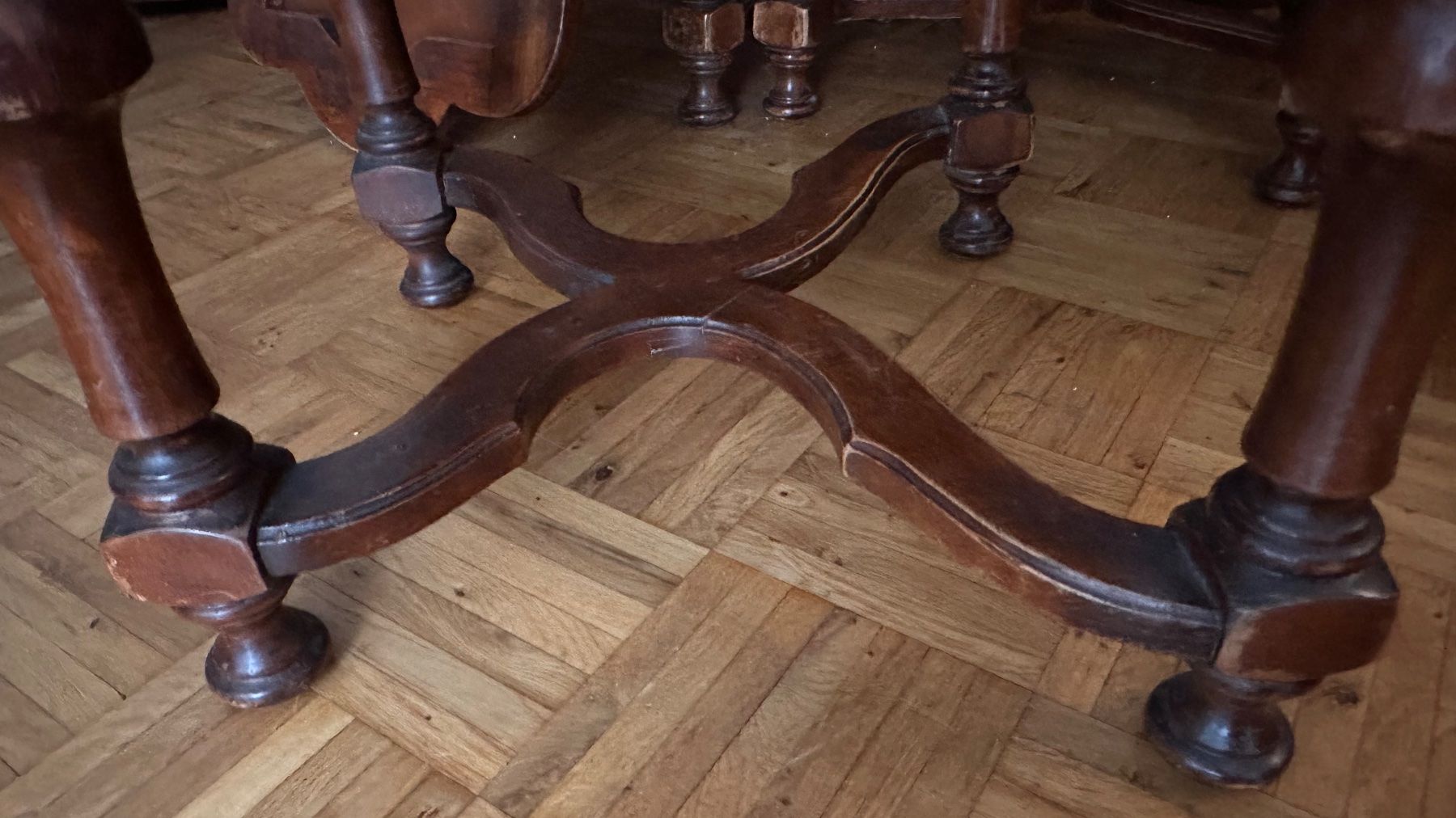 Chaises: Stühle zum Restaurieren – D'occasion à Dübendorf par medusa37 2