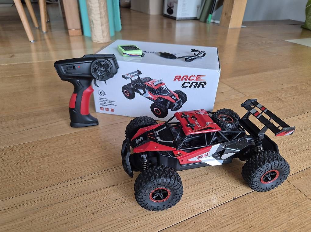 Modellismo RC: Voiture télécommandée 40 minutes d'autonomie – Usato da Crissier venduto da nat_cdb8