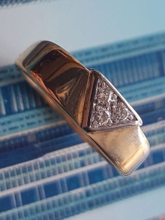 Anelli: Edler Brillantring 750 / 18 Karat Gold – Nuovo (secondo la descrizione) da Unterägeri venduto da Altgoldschmuck 7