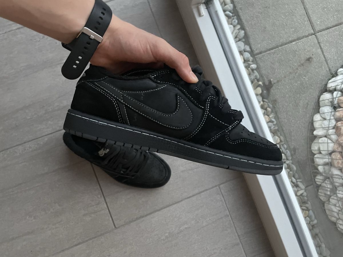 Jordan Scarpe da uomo: Jordan 1 Travis Scott – Usato da Dompierre FR venduto da matmath 6