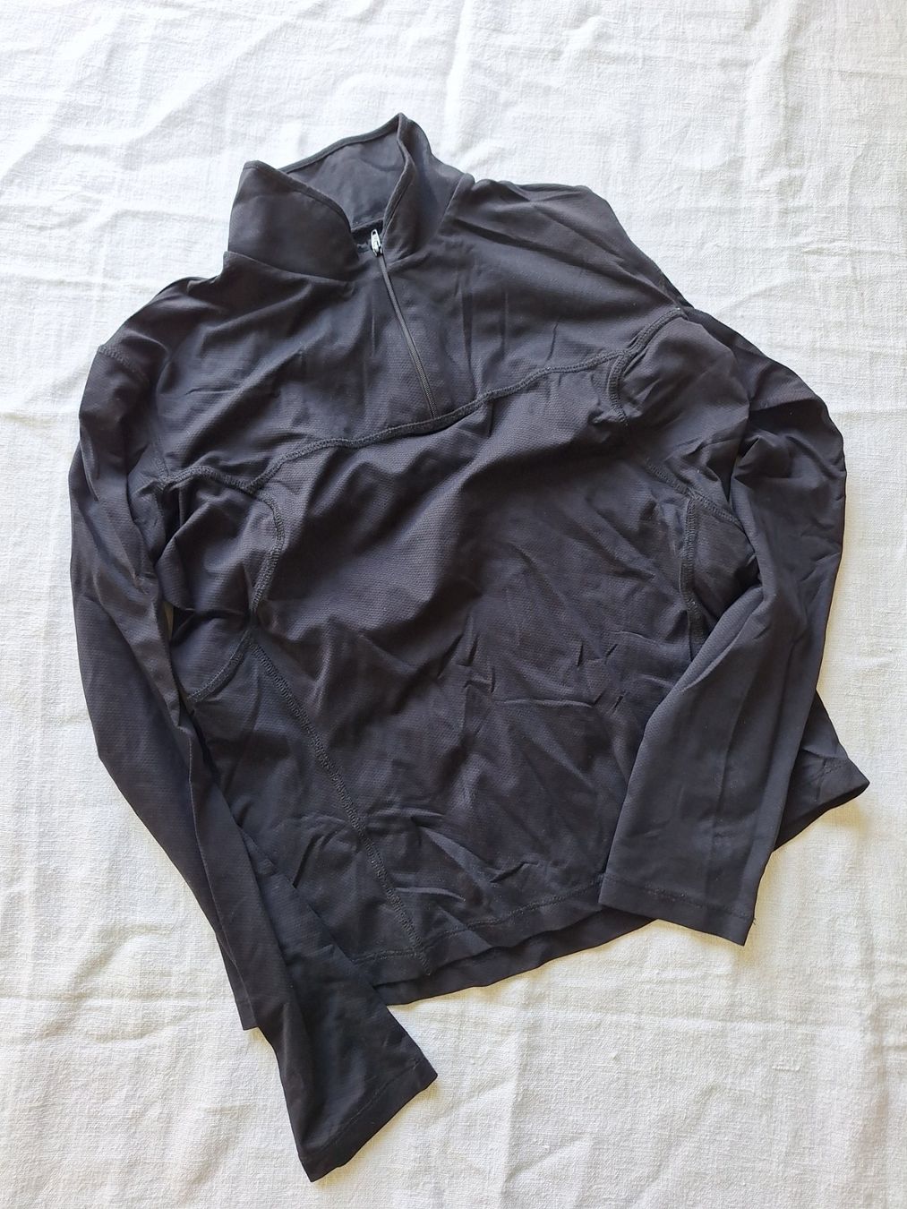 Canottiere & Pantaloni: Sportpulli – Usato da Seewen SZ venduto da herbstnebel