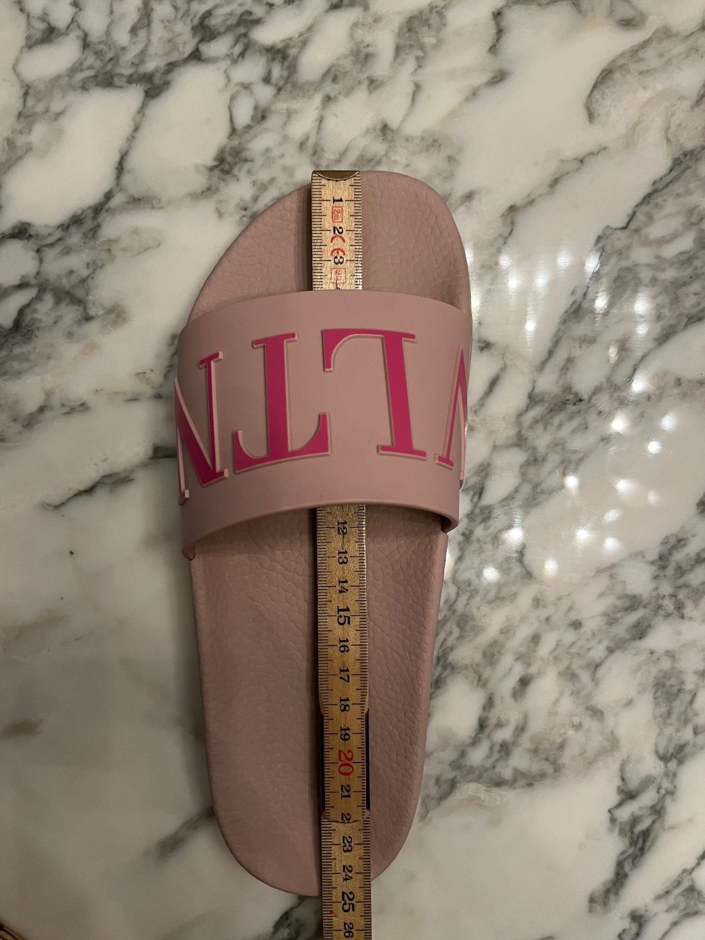 Valentino Scarpe da donna: Valentino Badeschuhe rosa Grösse 39 – Nuovo (secondo la descrizione) da Wohlen AG venduto da SZS30 9