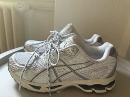 Baskets Asics Gel-Nimbus 10 taille 39 blanc/gris occasion