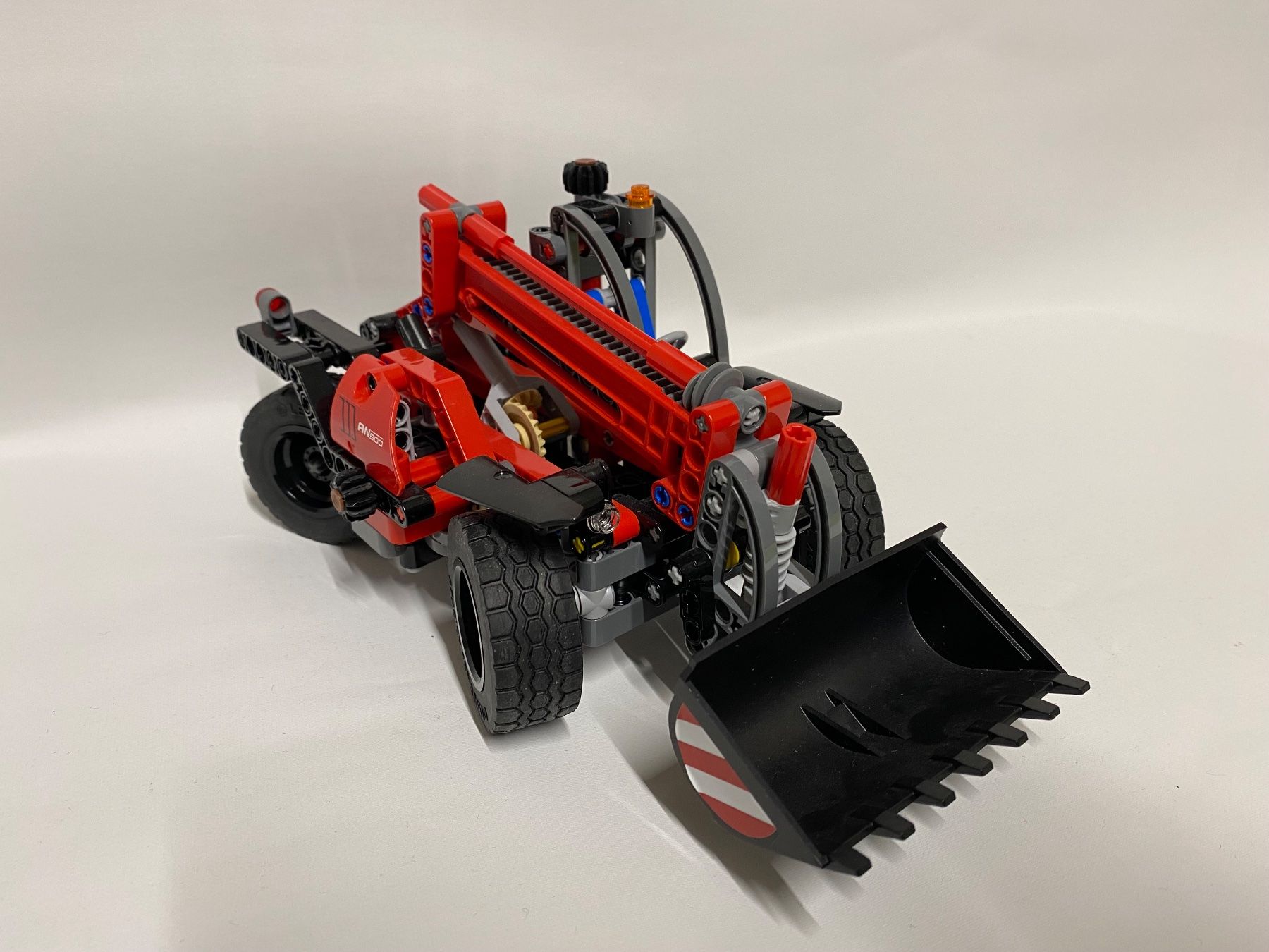 Spielzeuge: Lego Technic 42061, Teleskoplader inkl. 2 Anleitungen – Gebraucht aus Benken SG von Sommerbasilikum 5