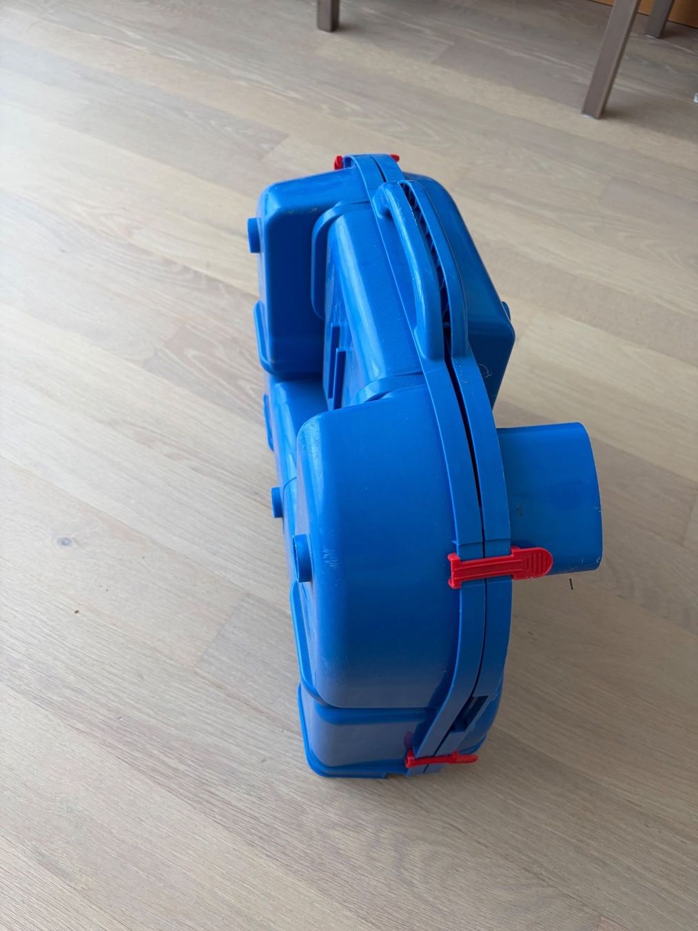 Aquaplay Giocattoli: Aqua Play - Spielzeugkoffer – Usato da Basel venduto da Gunther_Welten 2