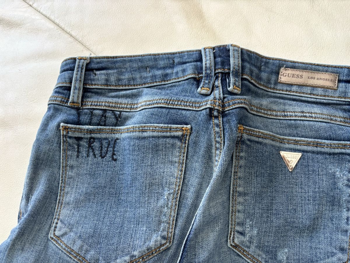 Guess Jeans: Guess Jeans blau – Usato da Sulzbach venduto da dfrey25 4