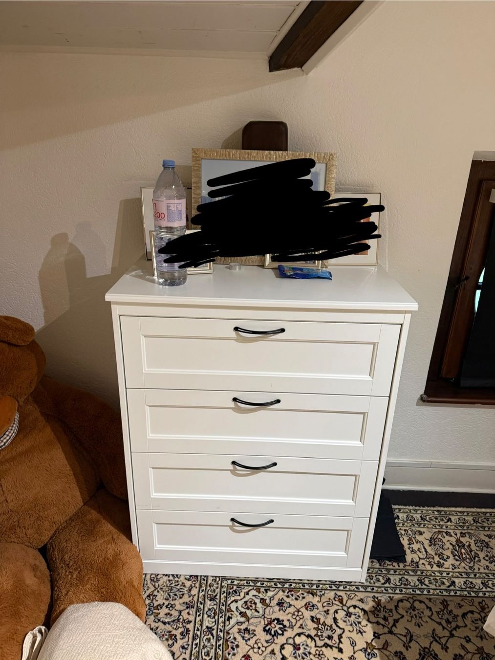 Ikea Cassettiere: Commode blanche 4 tiroirs — style moderne – Usato da Anières venduto da sg_025
