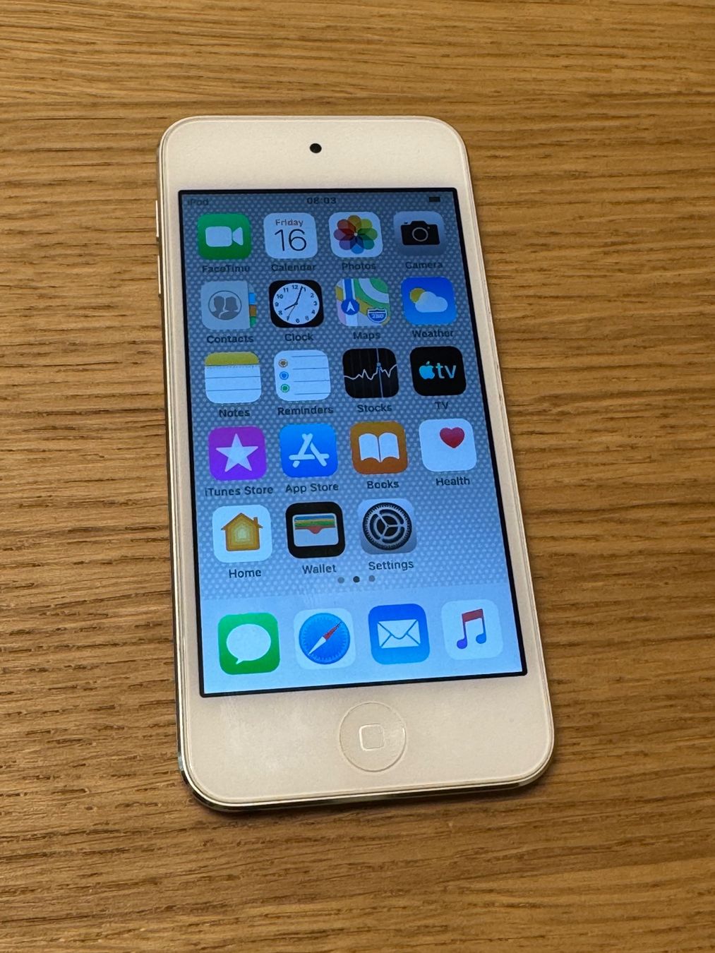 Apple Lettore multimediale portatile: iPod Touch 6th gen – Usato da Zollikofen venduto da lagavulin03