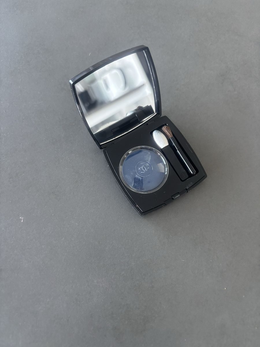 Maquillage: Chanel ombre à paupières – D'occasion à Chamby par vuittonista 1