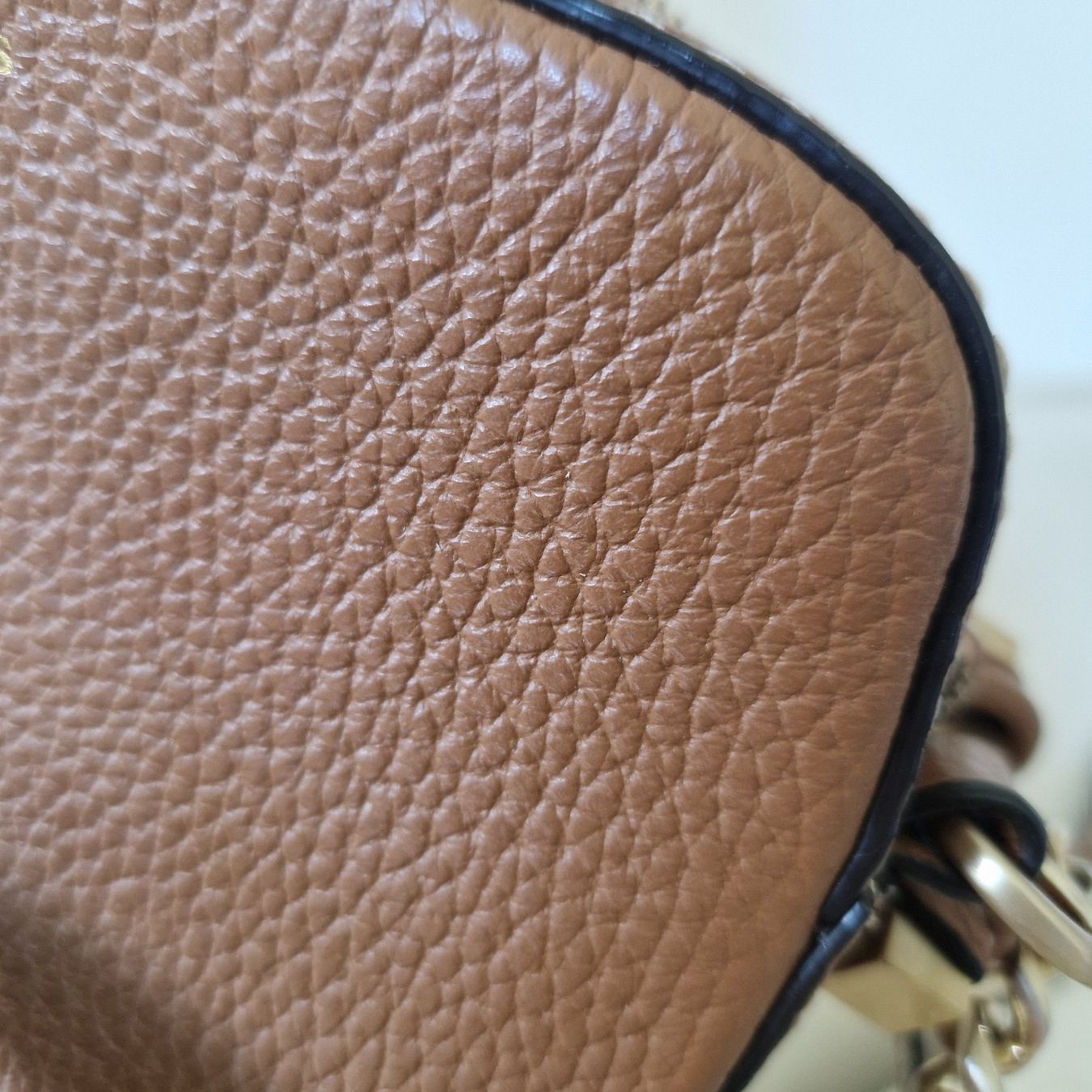 Hugo Boss Borse da donna: Sac Hugo Boss bandoulière – Nuovo (secondo la descrizione) da Onex venduto da AF. 7