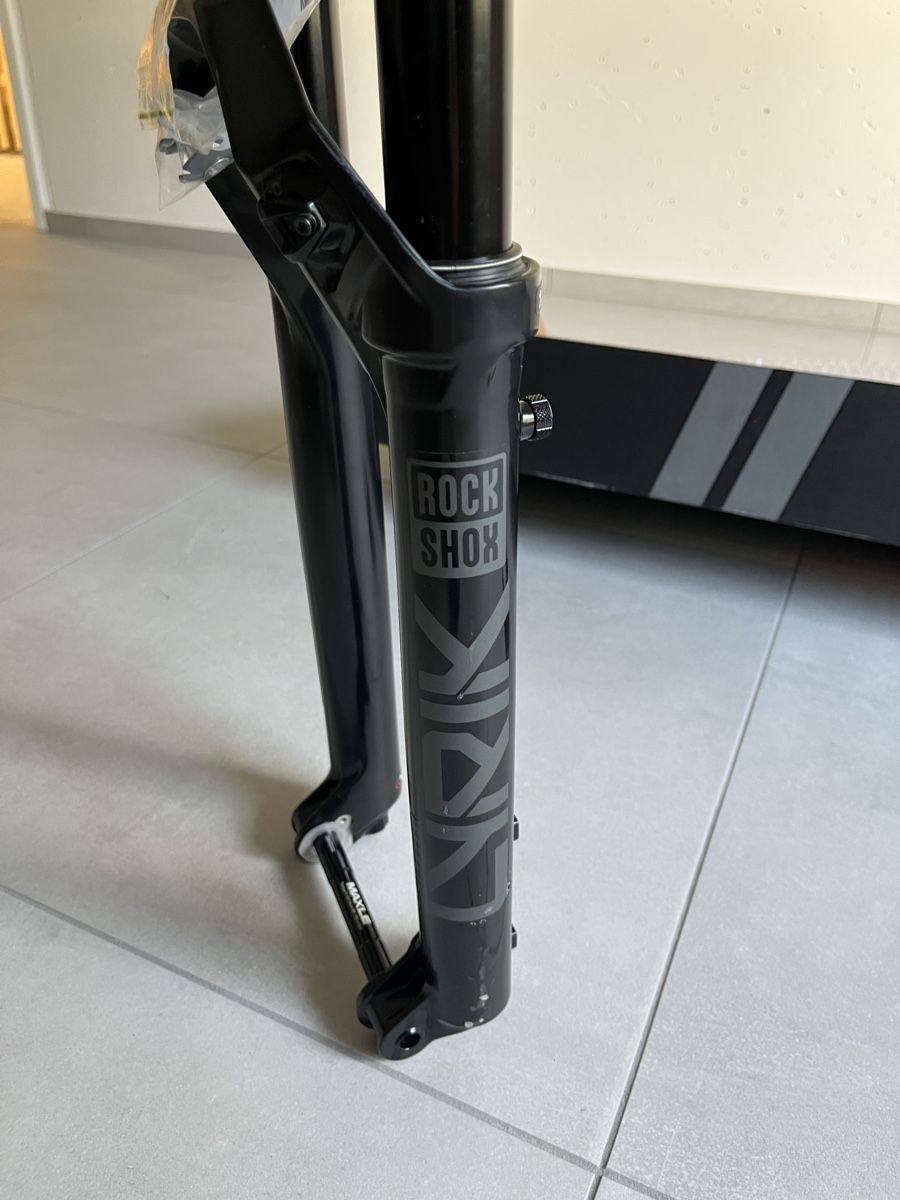 Rockshox Pezzi di ricambio: Rock Shox Lyric Select + – Nuovo (secondo la descrizione) da Glarus venduto da tim_2000 1