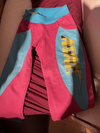 Pantalon Nike fille 6 ans