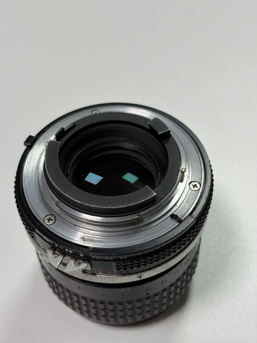 Nikkor Objektive: NIKKOR 85mm 1:2 Objektiv mit Seriennummer 207559 – Gebraucht aus Dietikon von cre8different 2